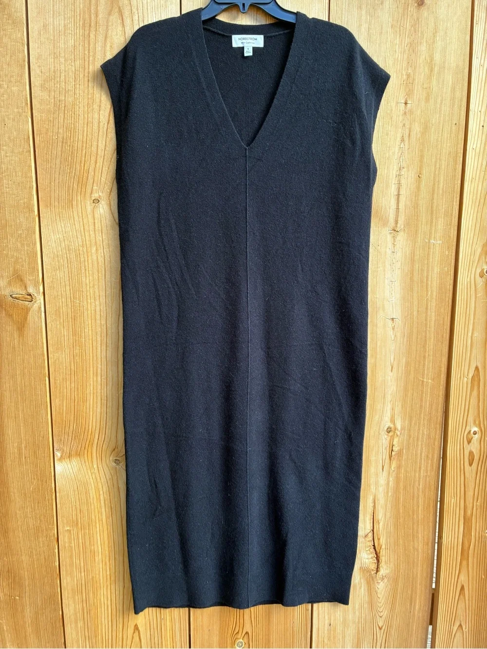 NWOT NORDSTROM BRAND Wool & Cashmere Blend Black V-neck Sweater Dress
Size Small - Picture 7 of 11